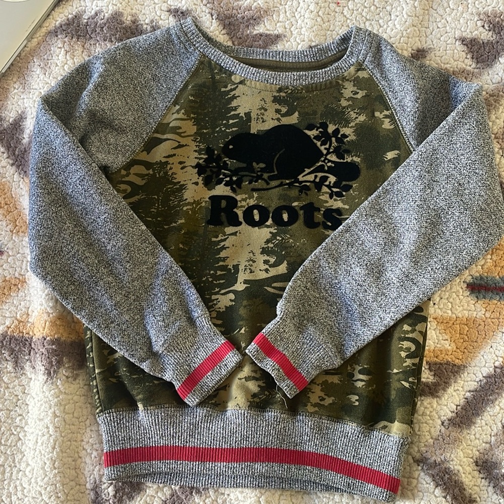 Roots camp sweatshirt